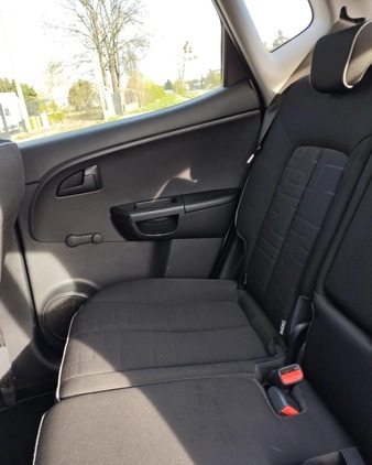 Kia Venga cena 21500 przebieg: 185000, rok produkcji 2011 z Radom małe 137